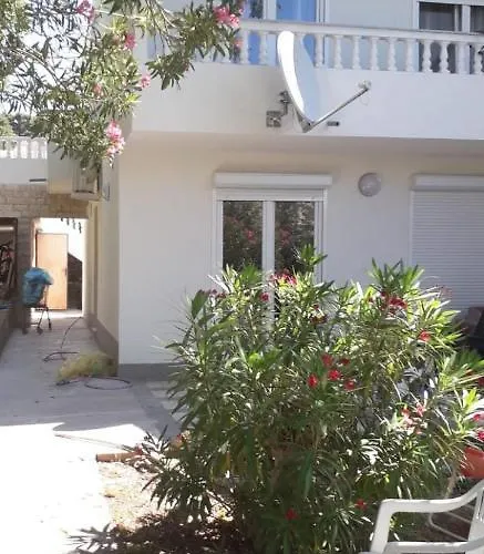 Ileana Apartamento Banjol