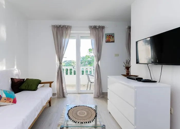 Ileana Apartamento Banjol